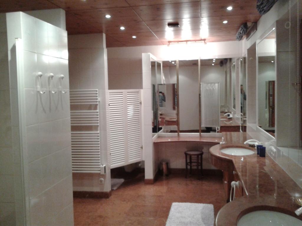 Ski & Golf Apartment ツェル アム ゼー 部屋 写真